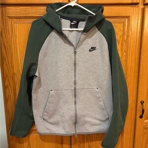 Nike Two-Tone Gray and Green Hoodie